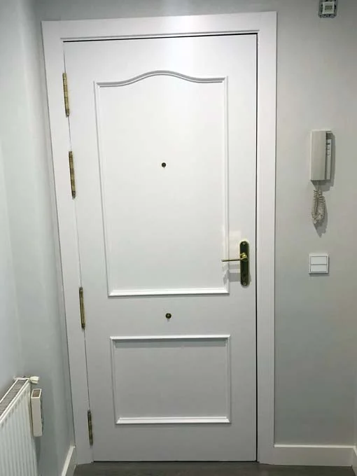 lacado de puertas en mislata