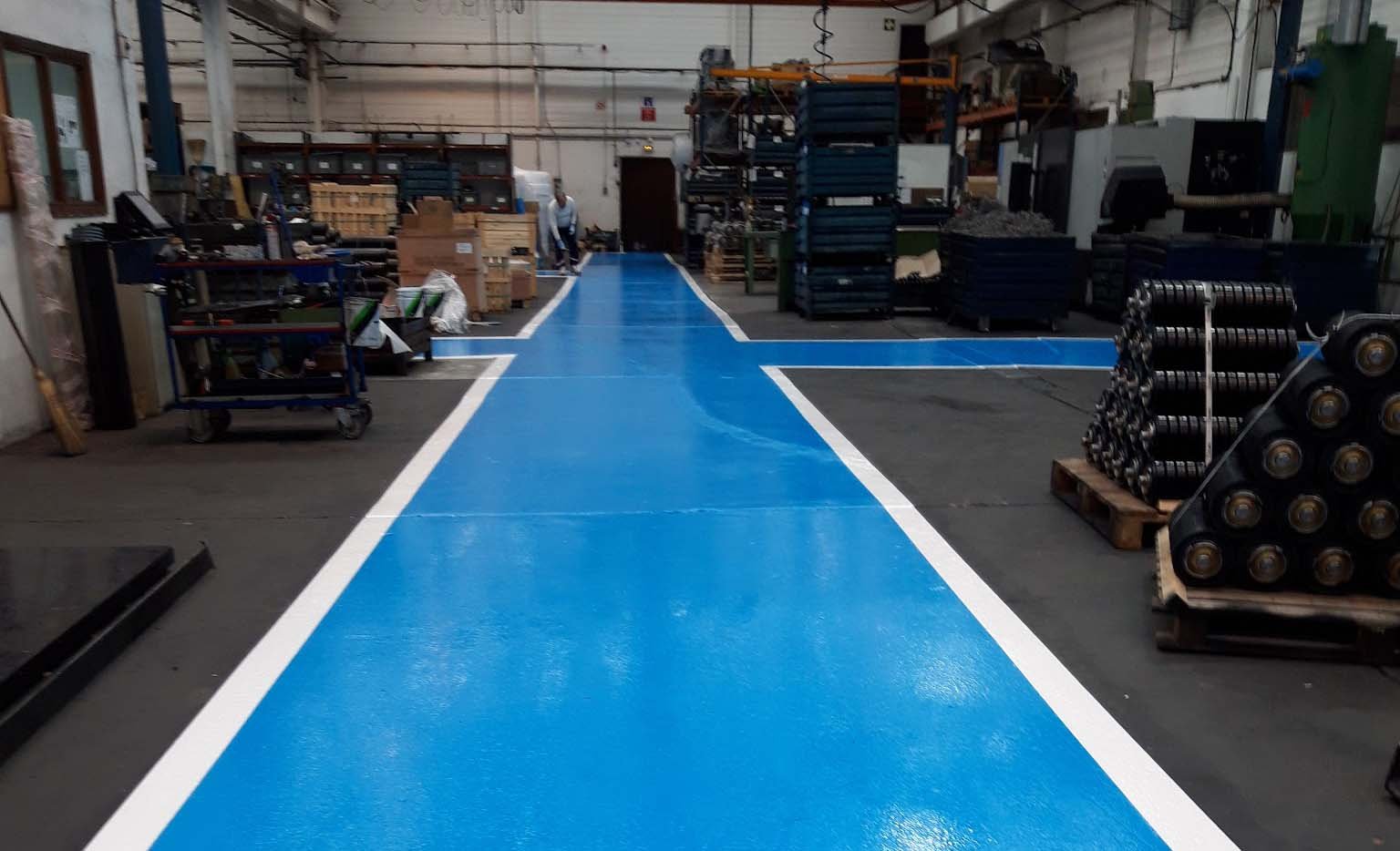 naves industriales pintadas antes y después