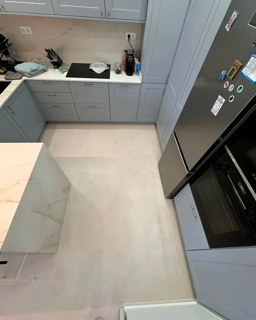 pintores de microcemento en valencia para suelo cocina